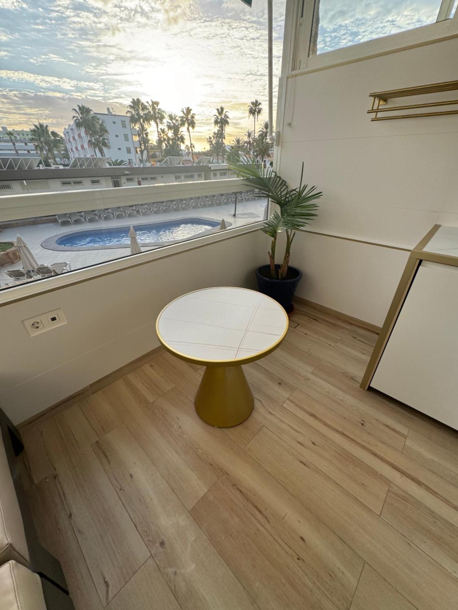 Koka Gold Samboors Suite Playa del Inglés Exterior foto